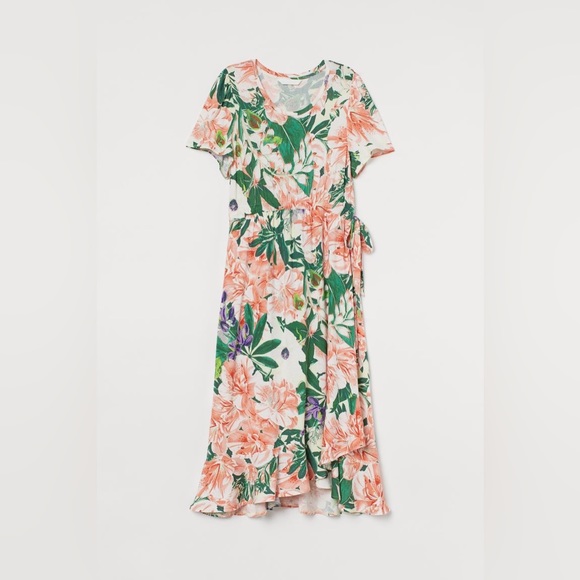 Maternity dress and jeans. Only use 3 month.Good condition. 10 clothes for $50. - Picture 6 of 16